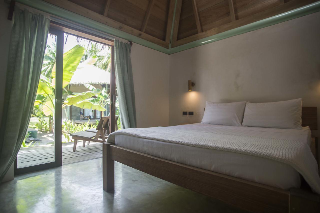 Bravo Beach Resort جنرال لونا المظهر الخارجي الصورة
